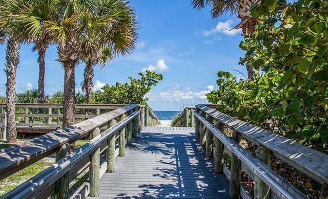 1 of 12 - 456 Mccabe St, Port Charlotte, FL