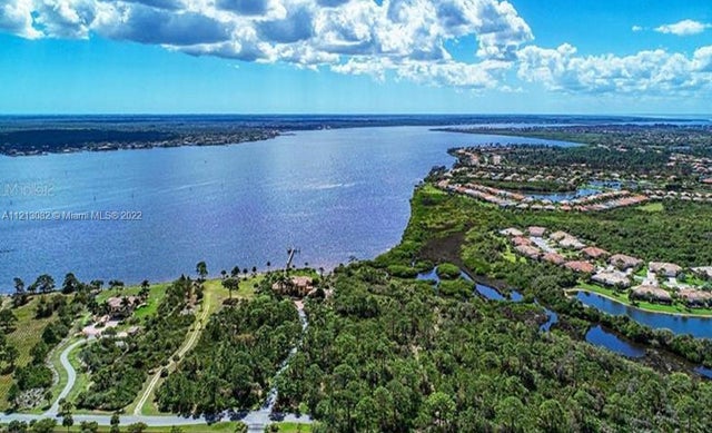 3 of 12 - 456 Mccabe St, Port Charlotte, FL
