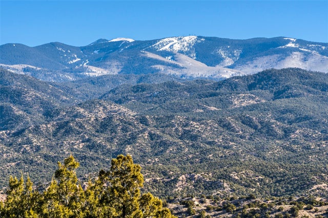 3109 Village Drive, Lot 7, Santa Fe