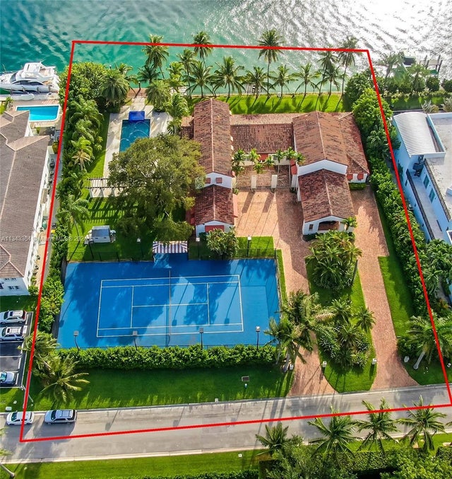 3 of 15 - 44 Bal Bay Dr, Bal Harbour, FL