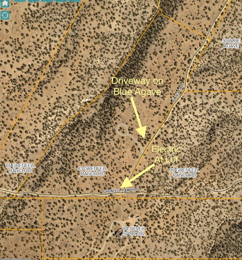 83 Grenfell Ranch Road, Cerrillos Property Listing MLS® 202334924