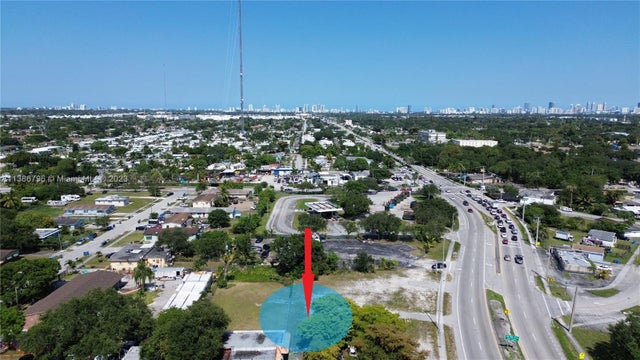 1 of 9 - 5701 W Hallandale Beach Blvd, West Park, FL