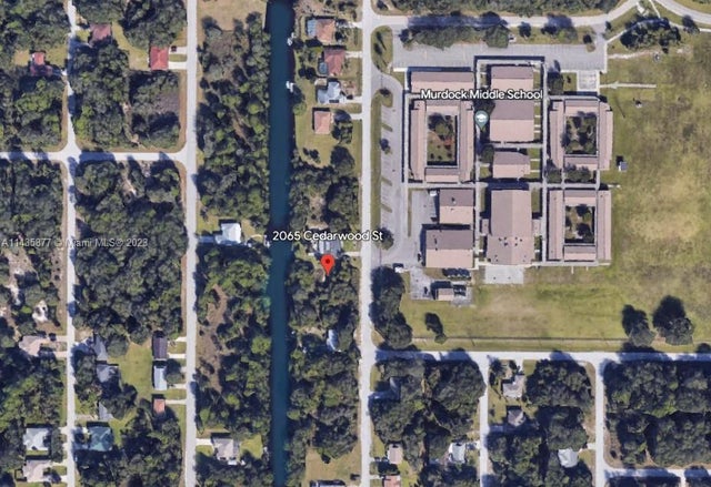 3 of 13 - 2065 Cedarwood St, Port Charlotte, FL