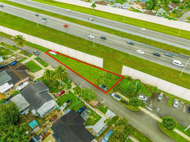 3 of 12 - 256 Sw St, Homestead, FL