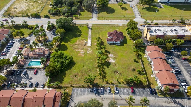 2 of 11 - 4945 Sw 41st St, Pembroke Park, FL