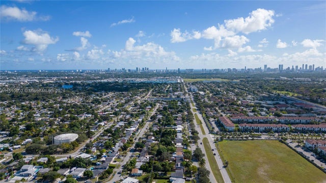 5 of 11 - 4945 Sw 41st St, Pembroke Park, FL