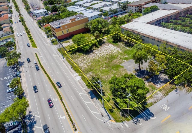 4 of 11 - 600 E Atlantic Blvd, Pompano Beach, FL