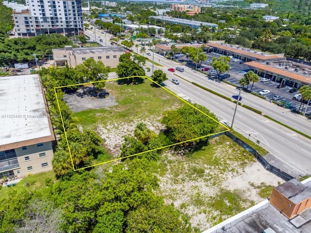 5 of 11 - 600 E Atlantic Blvd, Pompano Beach, FL