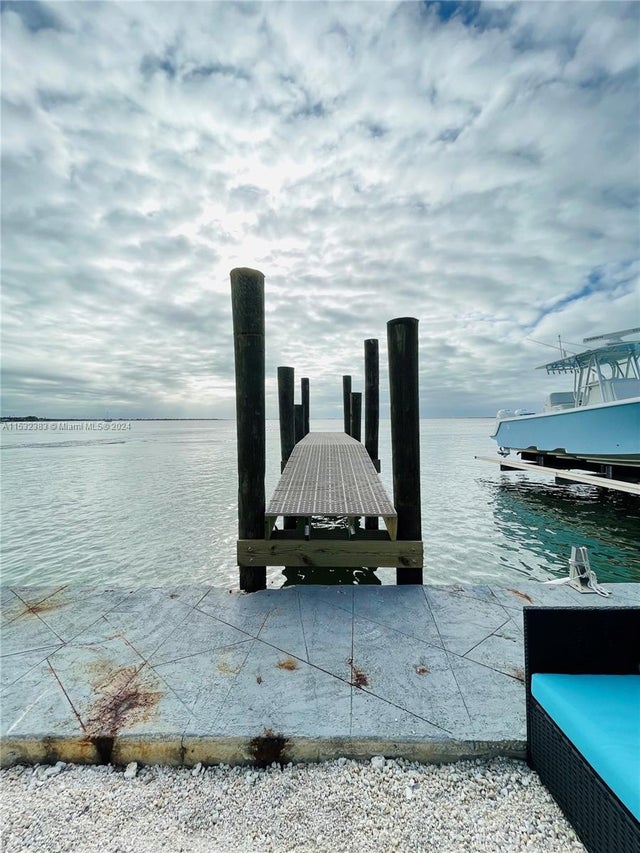 5 of 18 - 325 Calusa St #324, Key Largo, FL