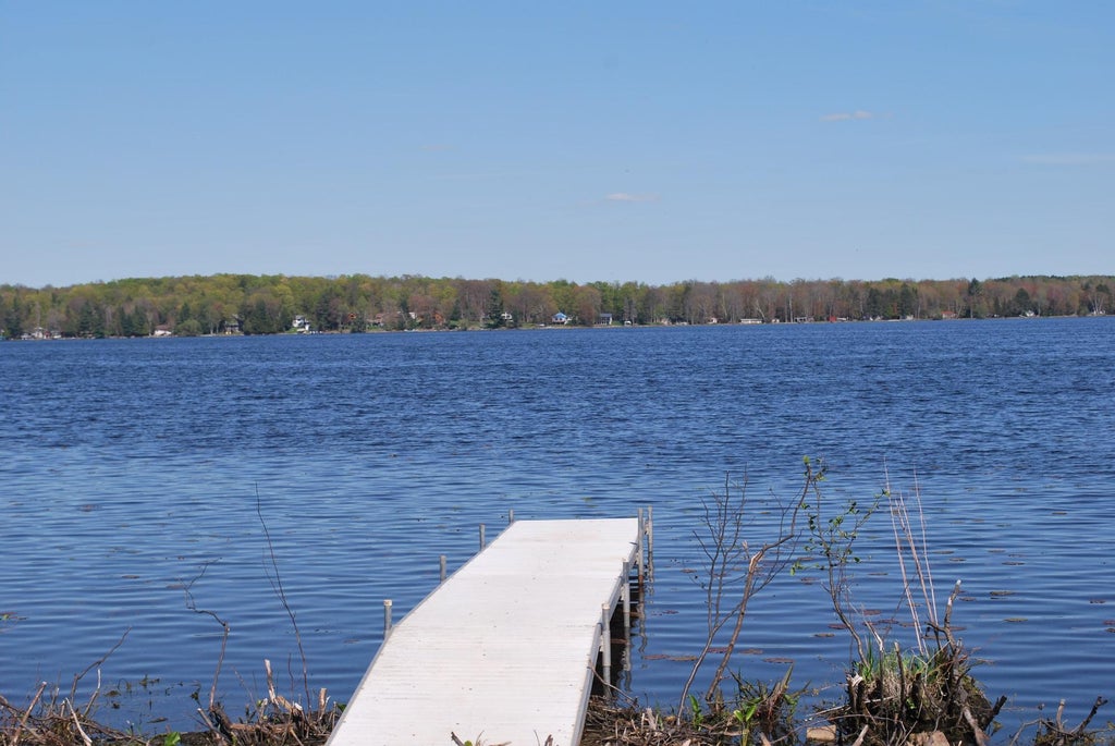 On Pine Lake Rd W, Hiles MLS 205563