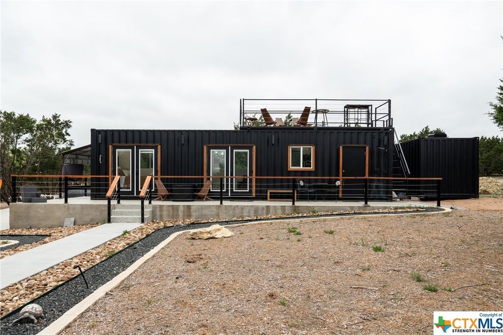 560 Heartleaf Drive, Lampasas