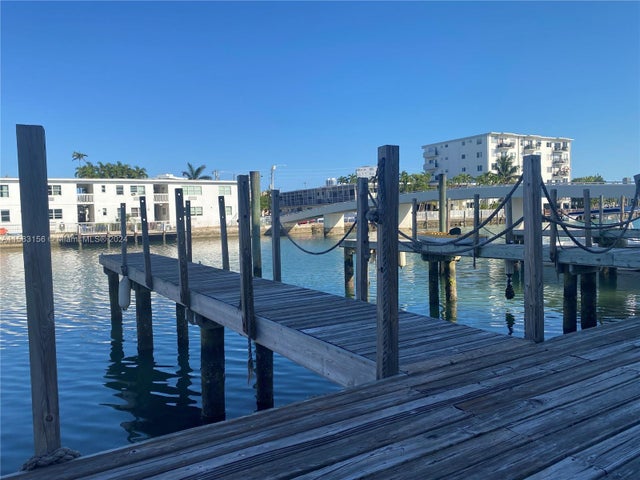 3 of 9 - 8101 Crespi Blvd #3, Miami Beach, FL