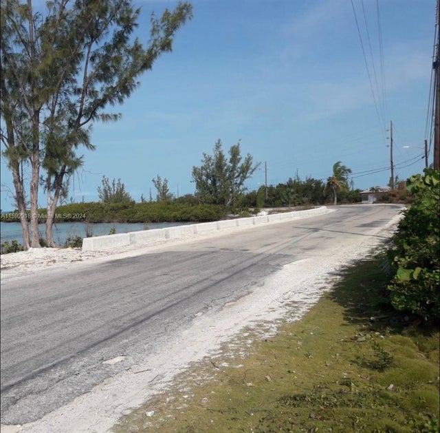 4 of 39 - Doctors Creek Jposiah Tantails, Long Island Bahamas, , 
