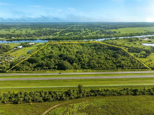 3 of 17 - 1984 E State Road 80, La Belle, FL