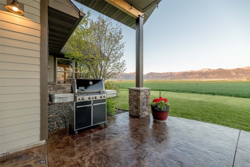 2999 Penwell Bridge Road, Belgrade, MT (MLS® 392938)