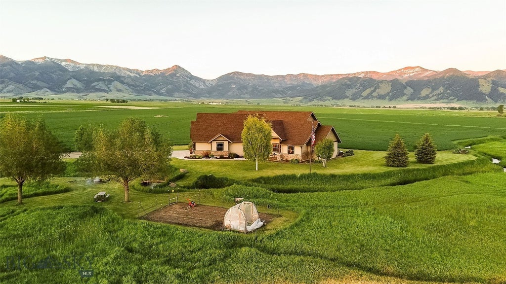 2999 Penwell Bridge Road, Belgrade, MT (MLS® 392938)