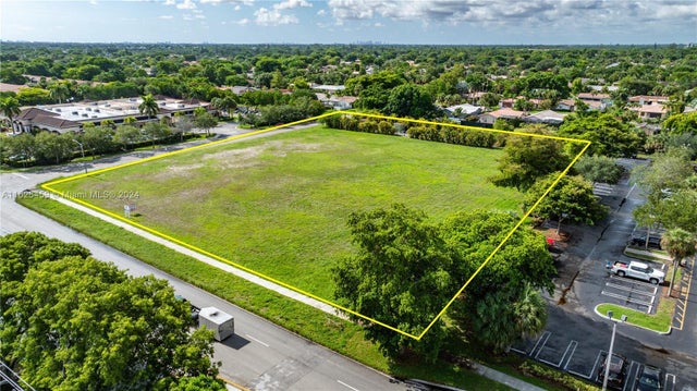 3 of 18 - Royal Palm Dr, Coral Springs, FL