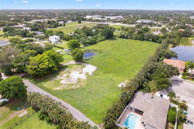 4 of 22 - 3800 Nw 91st Ave, Cooper City, FL