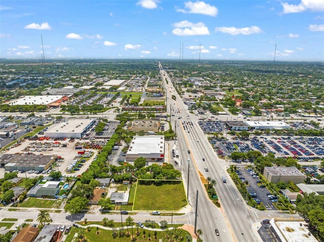 5 of 10 - 1501 S State Road 7 Rd, Hollywood, FL