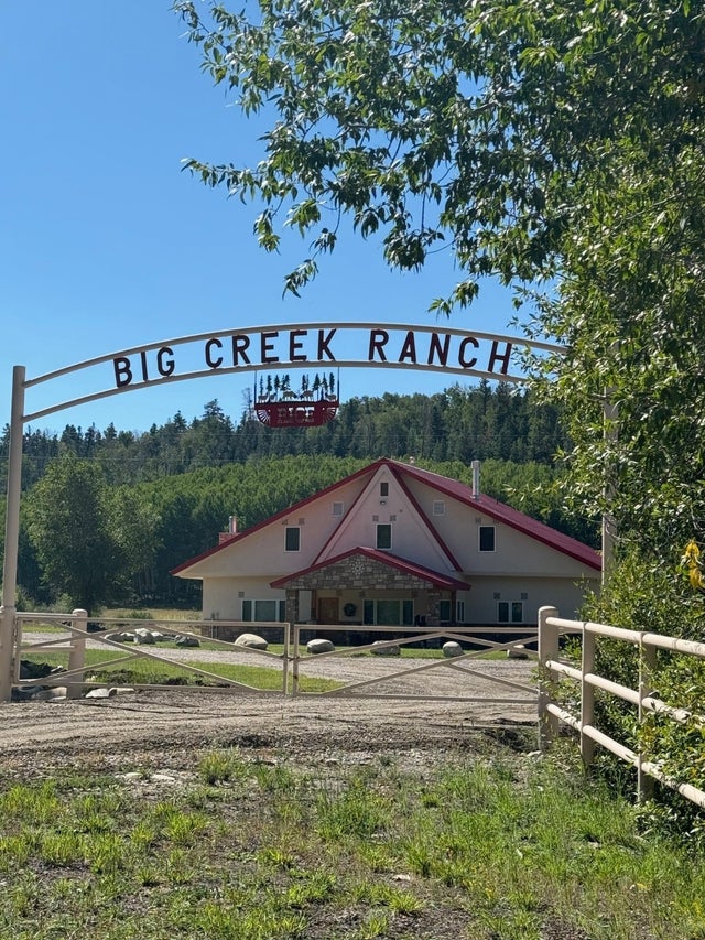 18236 Us Highway 64, Tierra Amarilla