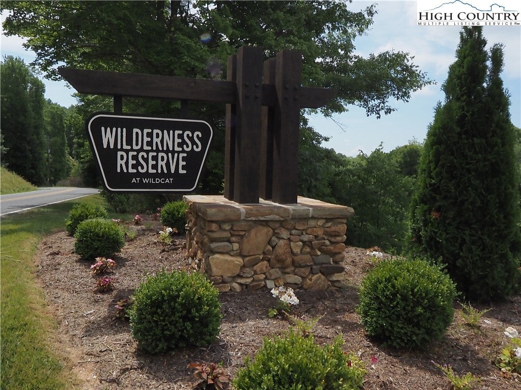 31 Cloudrest Drive, Deep Gap Property Listing