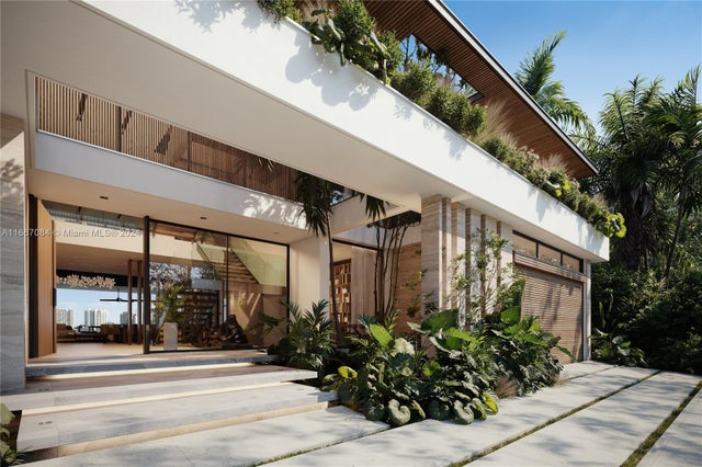 4 of 9 - 18550 N Bay Rd, Sunny Isles Beach, FL