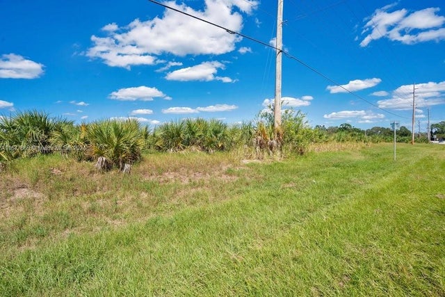 4 of 16 - 3000 Lucerne Park Rd, Winter Haven, FL