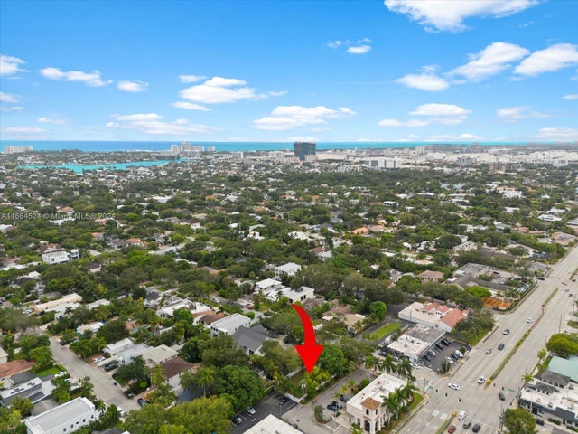 2 of 5 - 615 Se 7th St, Fort Lauderdale, FL