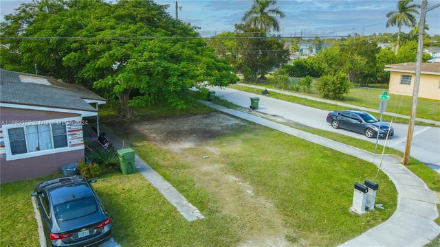 3 of 8 - 604 Sw 8th Ave, Homestead, FL