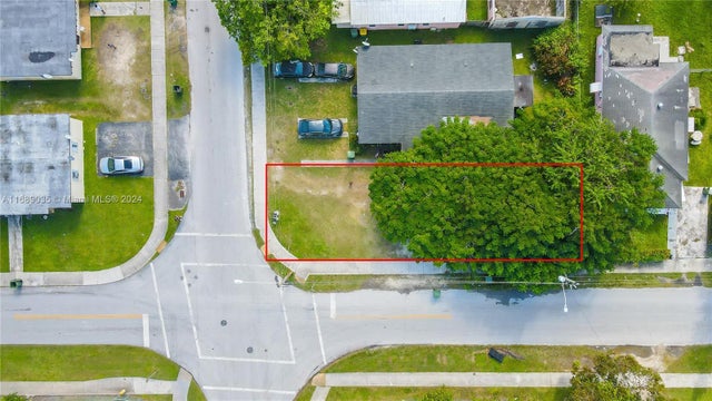 4 of 8 - 604 Sw 8th Ave, Homestead, FL