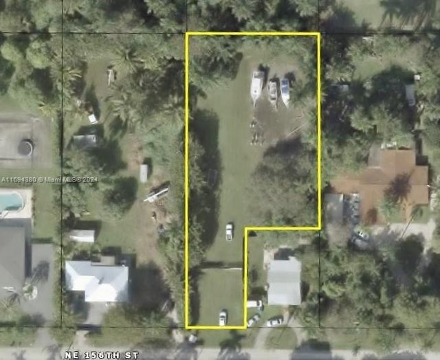 4 of 6 - 355 Ne 156th St, Miami, FL