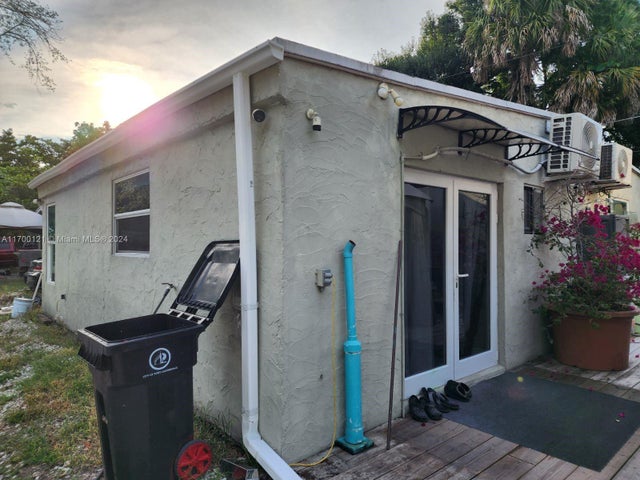 5 of 12 - 1872 Sw 29th Ave, Fort Lauderdale, FL