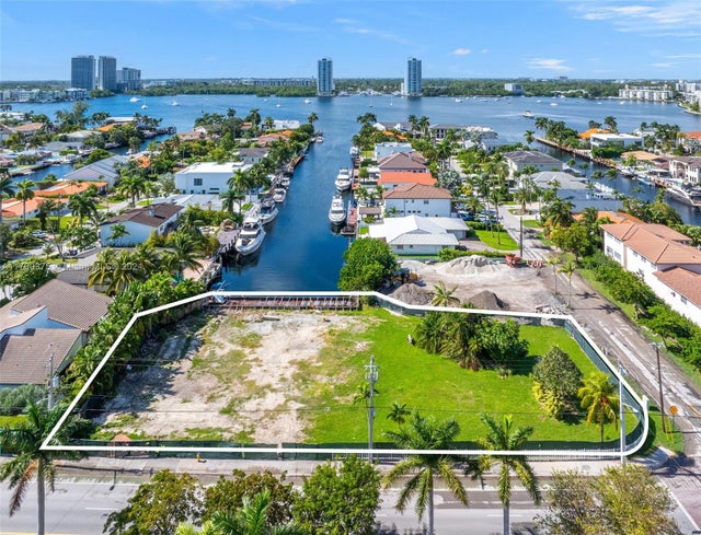 1 of 32 - 16850 Ne 35th Ave, North Miami Beach, FL