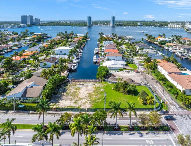 3 of 32 - 16850 Ne 35th Ave, North Miami Beach, FL