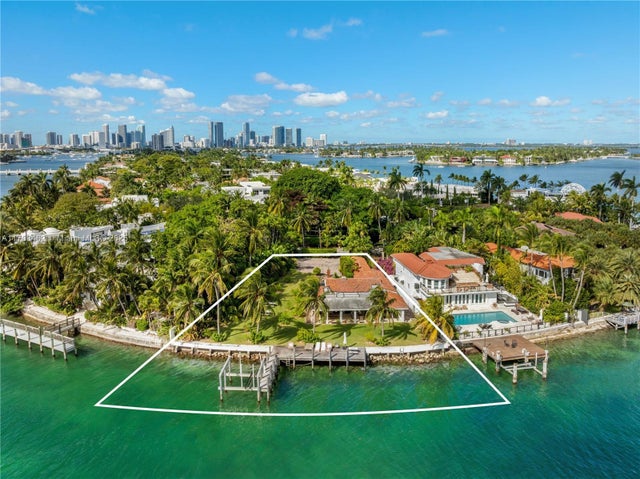 3 of 11 - 6 S Hibiscus Dr, Miami Beach, FL
