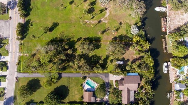 3 of 9 - 101 Old Jupiter Beach Rd, Jupiter, FL