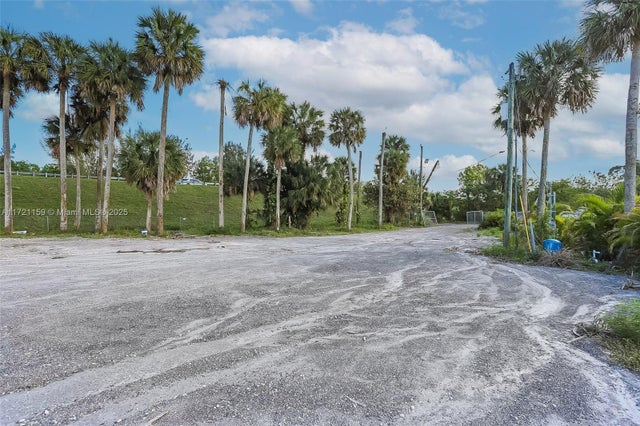 4 of 4 - 7601 Ellen Ln, West Palm Beach, FL