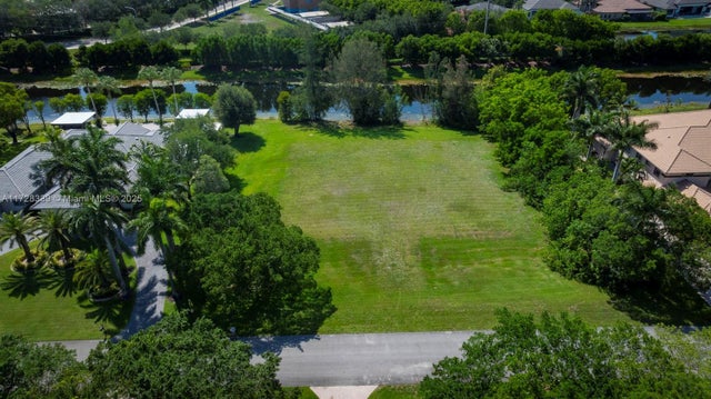 1 of 11 - 3836 Pine Lake Dr, Weston, FL