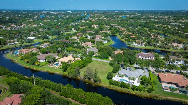3 of 11 - 3836 Pine Lake Dr, Weston, FL