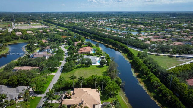 5 of 11 - 3836 Pine Lake Dr, Weston, FL
