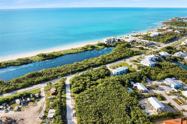 5 of 18 - 300 Coco Plum, Marathon, FL