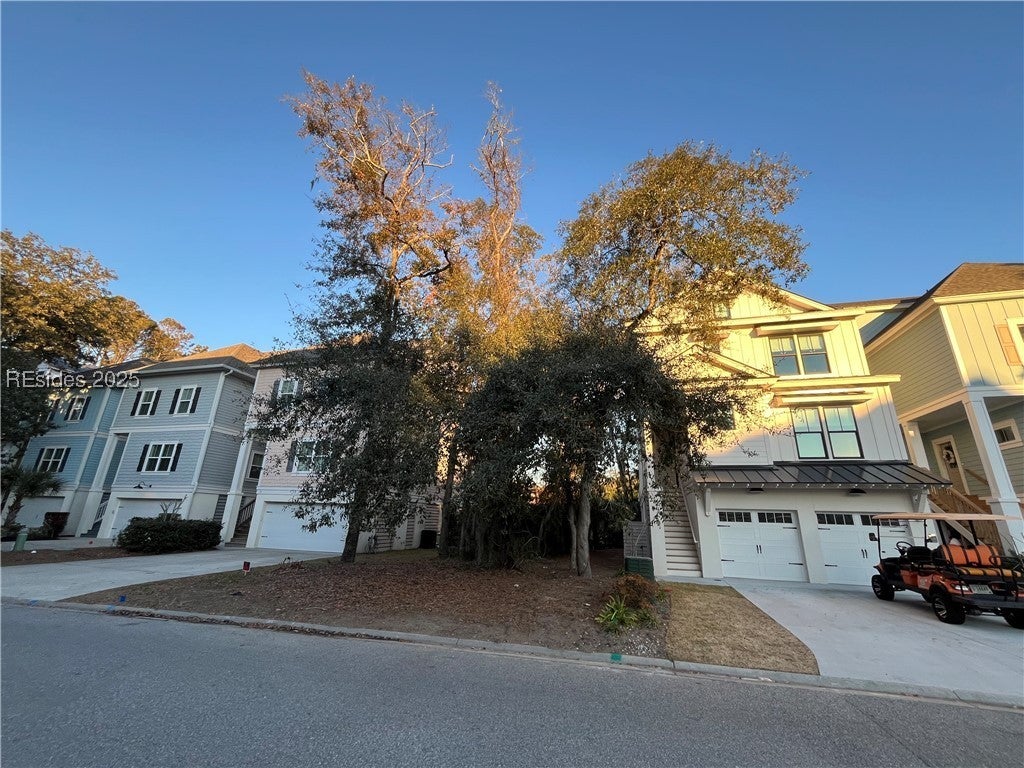 17 Sandcastle Court Hilton Head Island Property Listing: MLS® #450012 17 Sandcastle Court Hilton Head Island Property Listing: MLS® #450012