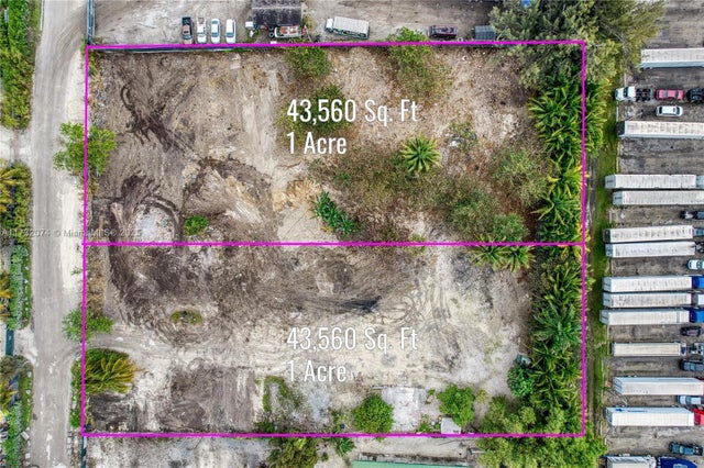 4 of 36 - 12150 Nw 157th St, Hialeah, FL