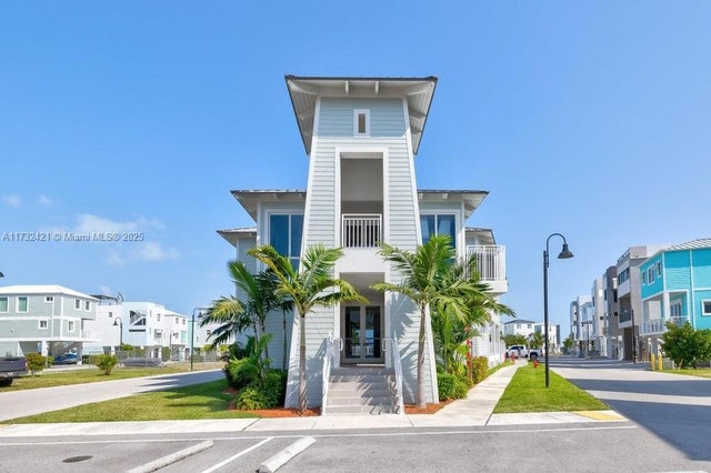 3 of 17 - 94825 Overseas Hwy, Key Largo, FL