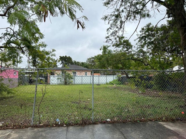 1 of 1 - 6317 Nw 18th Ave, Miami, FL