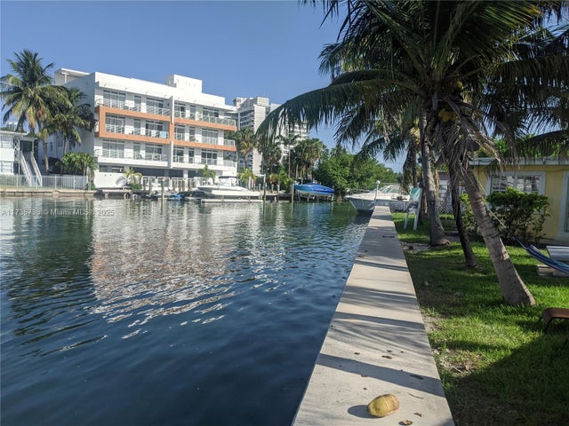 4 of 91 - 7757 Crespi Blvd (waterfront), Miami Beach, FL