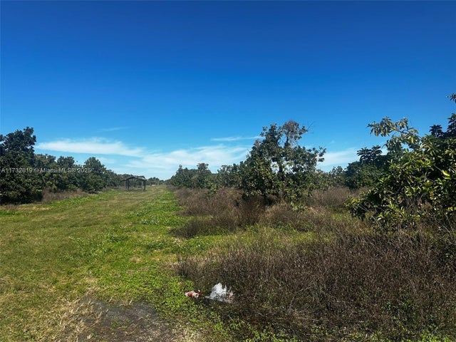 1 of 4 - 228xx Sw 202 Ave, Homestead, FL