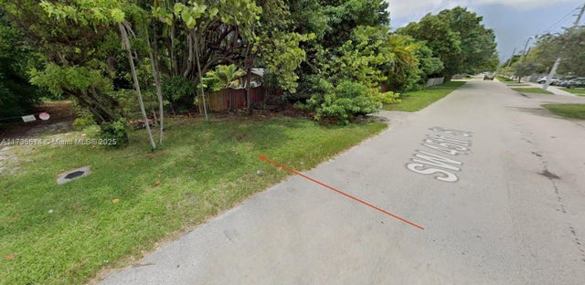4 of 6 - 2361 Sw 45th St, Dania Beach, FL