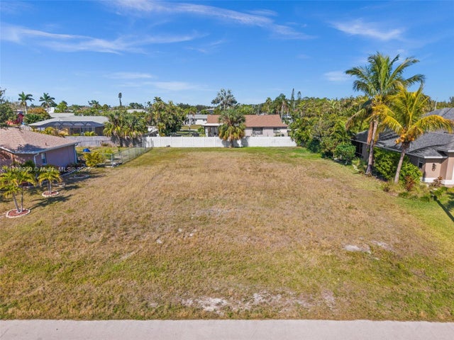 4 of 11 - 2133 Coral Point Drive, Cape Coral, FL