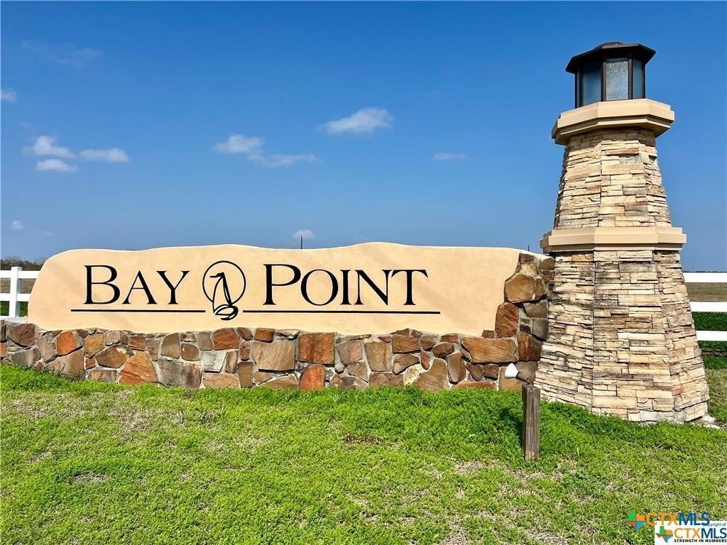 26 Bay Point Drive Drive, Port Lavaca